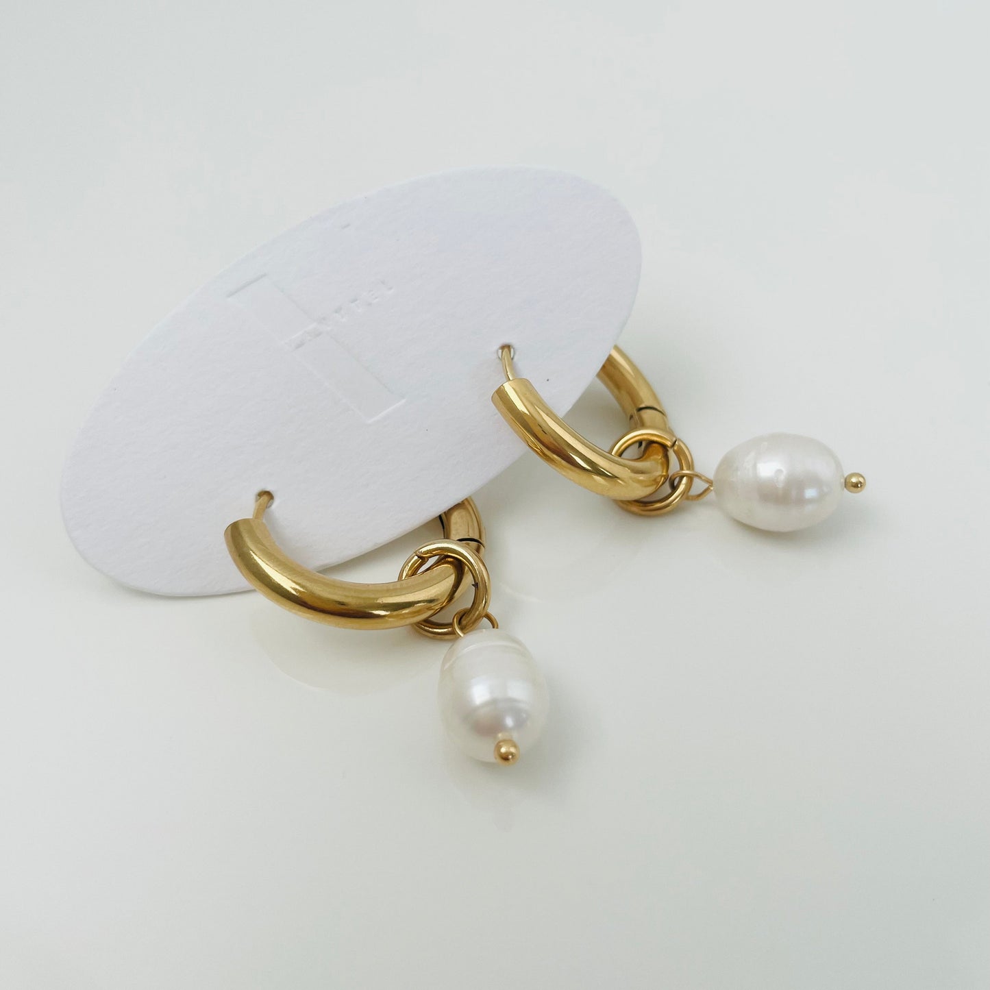 Antonella Pearl Hoops - Vanytel