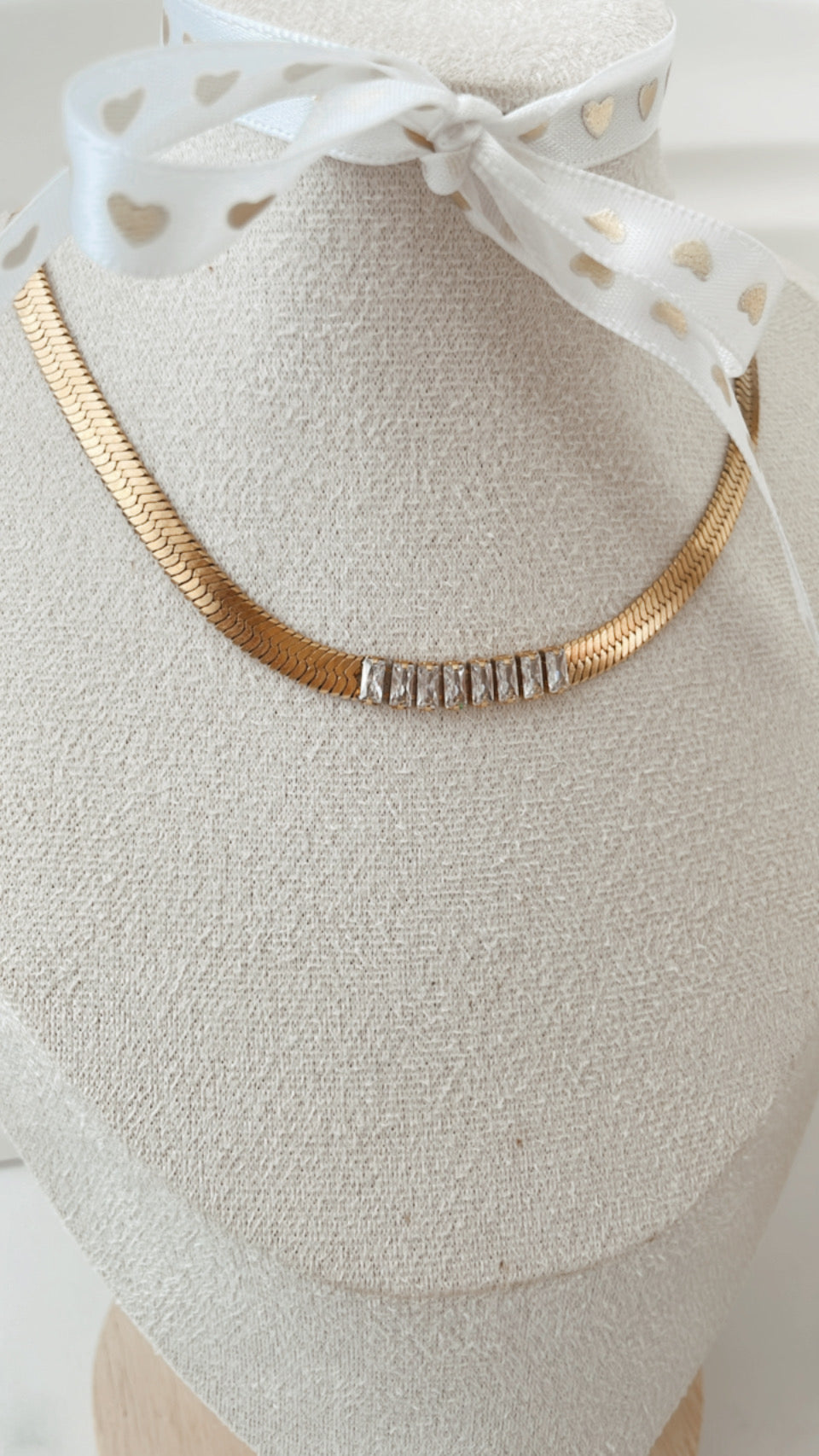Cinderella Choker, Snake Chain, Gold Stainless Steel - Vanytel