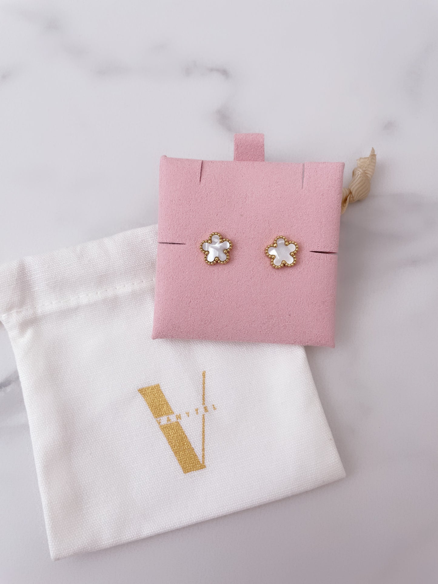 Variedad de Studs desde $6 c/u | Acero Inoxidable - Vanytel