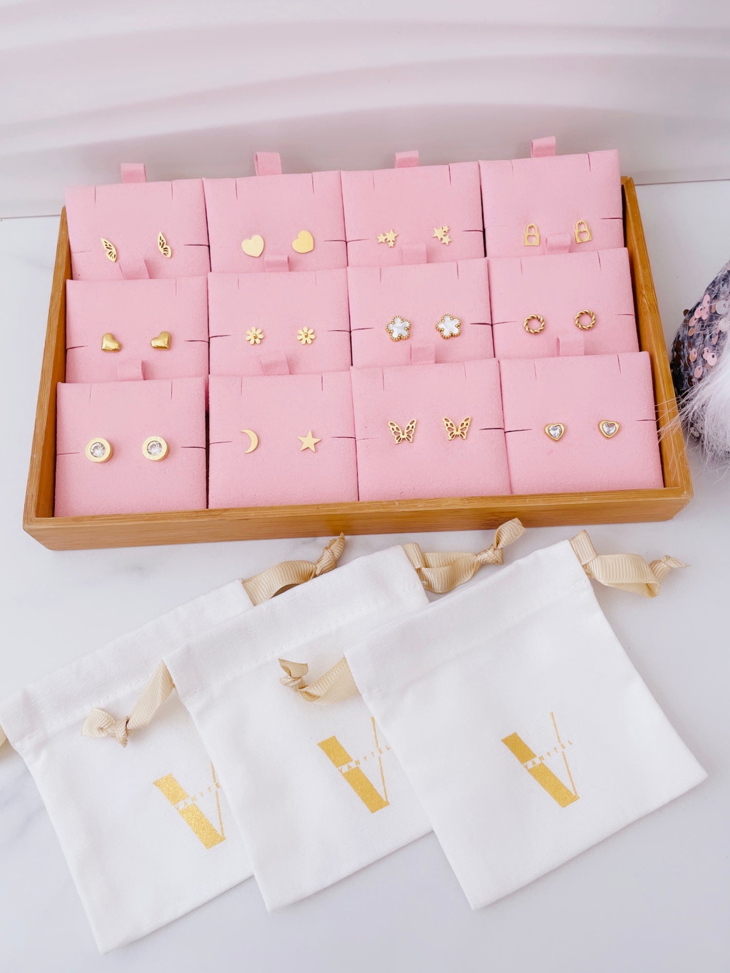 Variedad de Studs desde $6 c/u | Acero Inoxidable - Vanytel