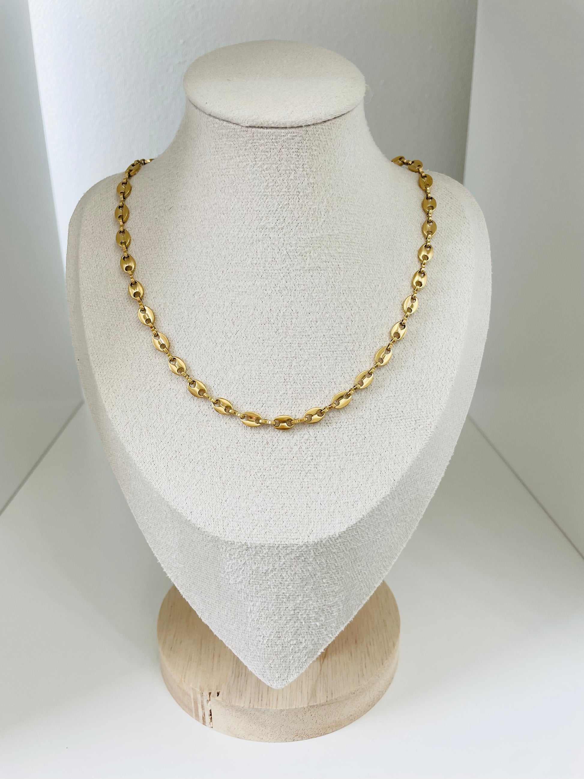 GG Tag 18K Gold Plated Stainless Steel Necklace - Vanytel