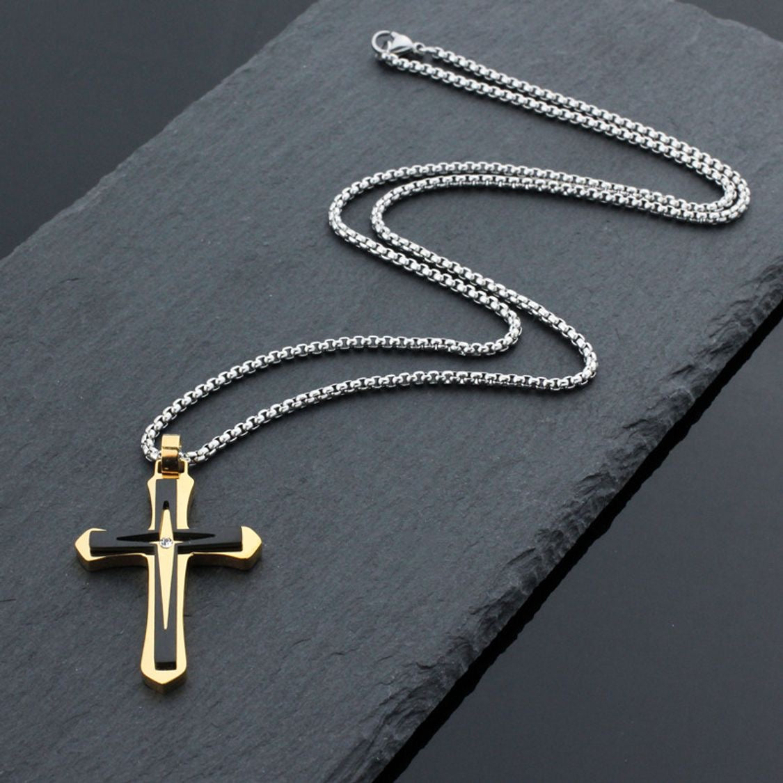 Collar de Crucifijo en Cadena de Caja, Joyería de Hombre en Acero Inoxidable - Vanytel