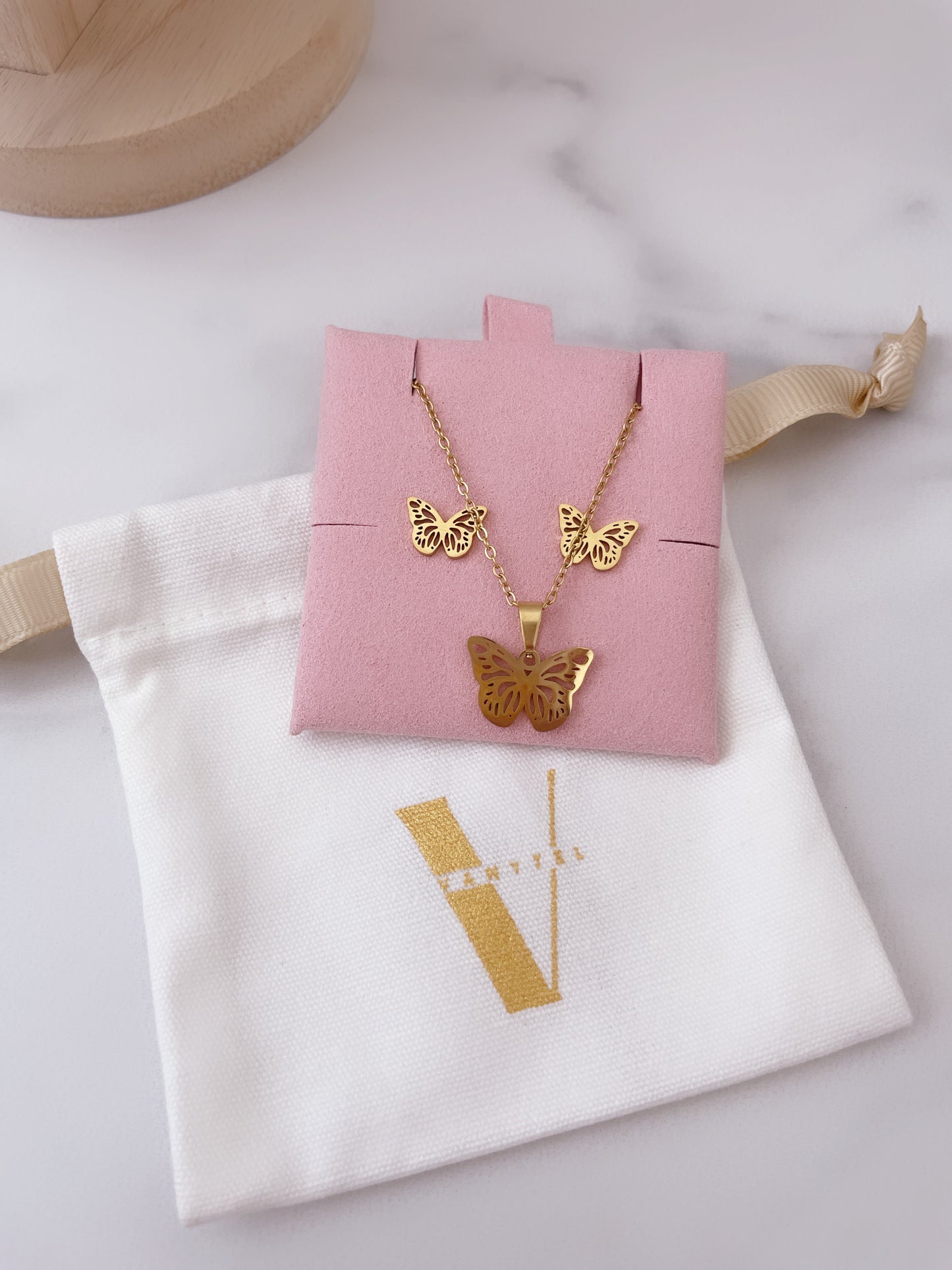 Set Collar y Aretes Mariposas 3pcs| Acero Inoxidable - Vanytel