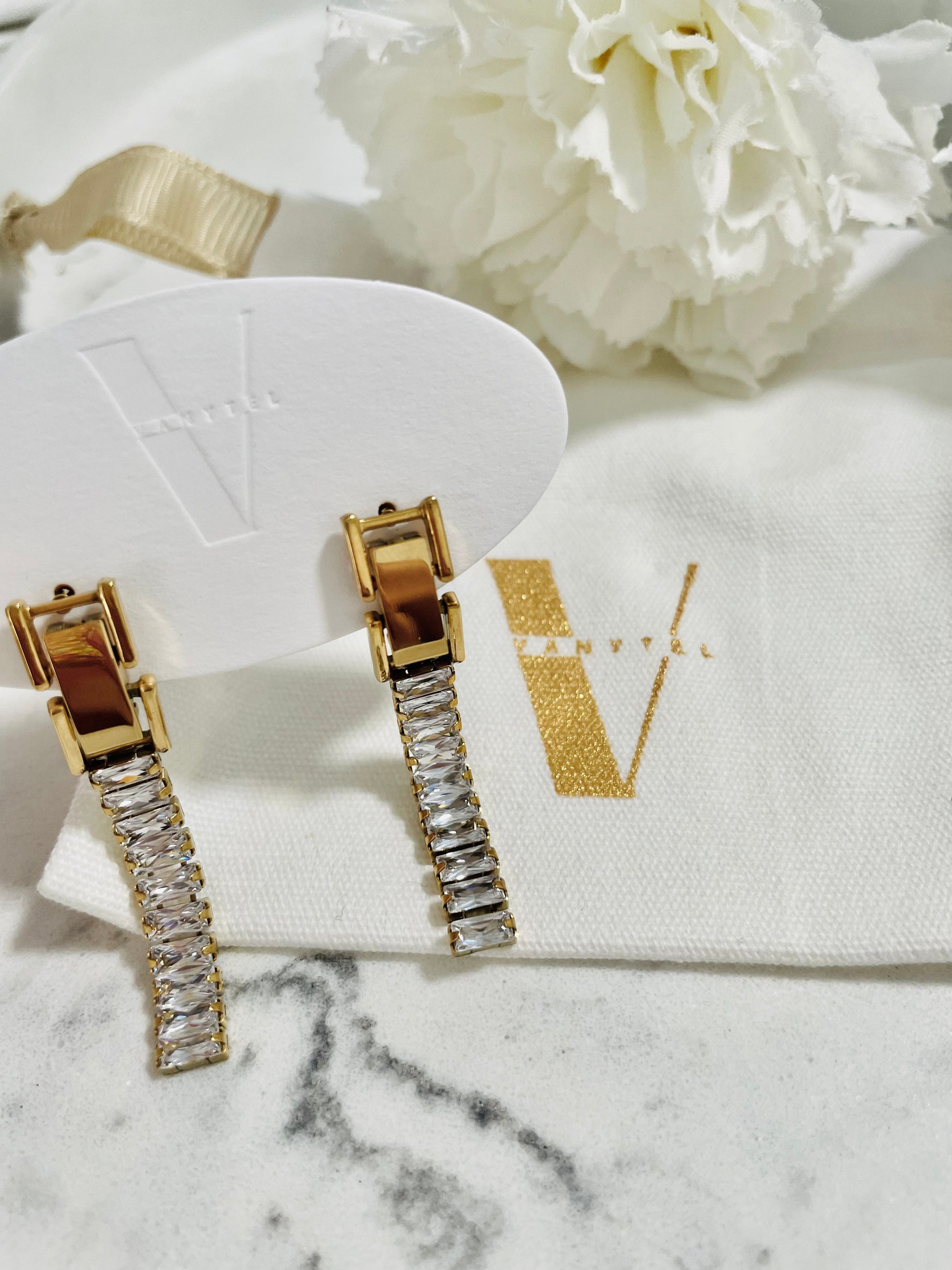 Cinderella Earrings - Vanytel