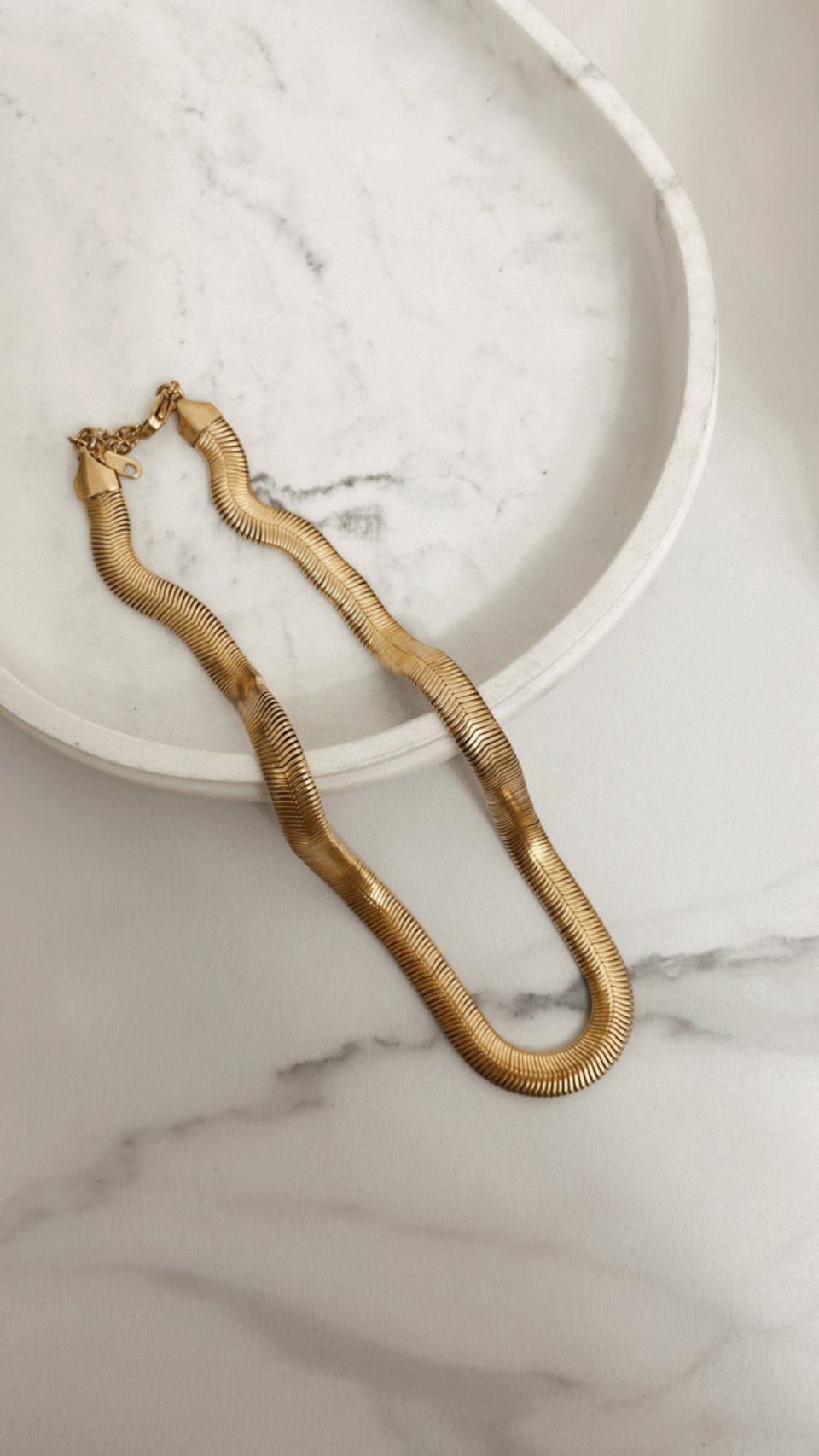 Medusa Necklace, Herringbone Gold Stainless Steel - Vanytel 